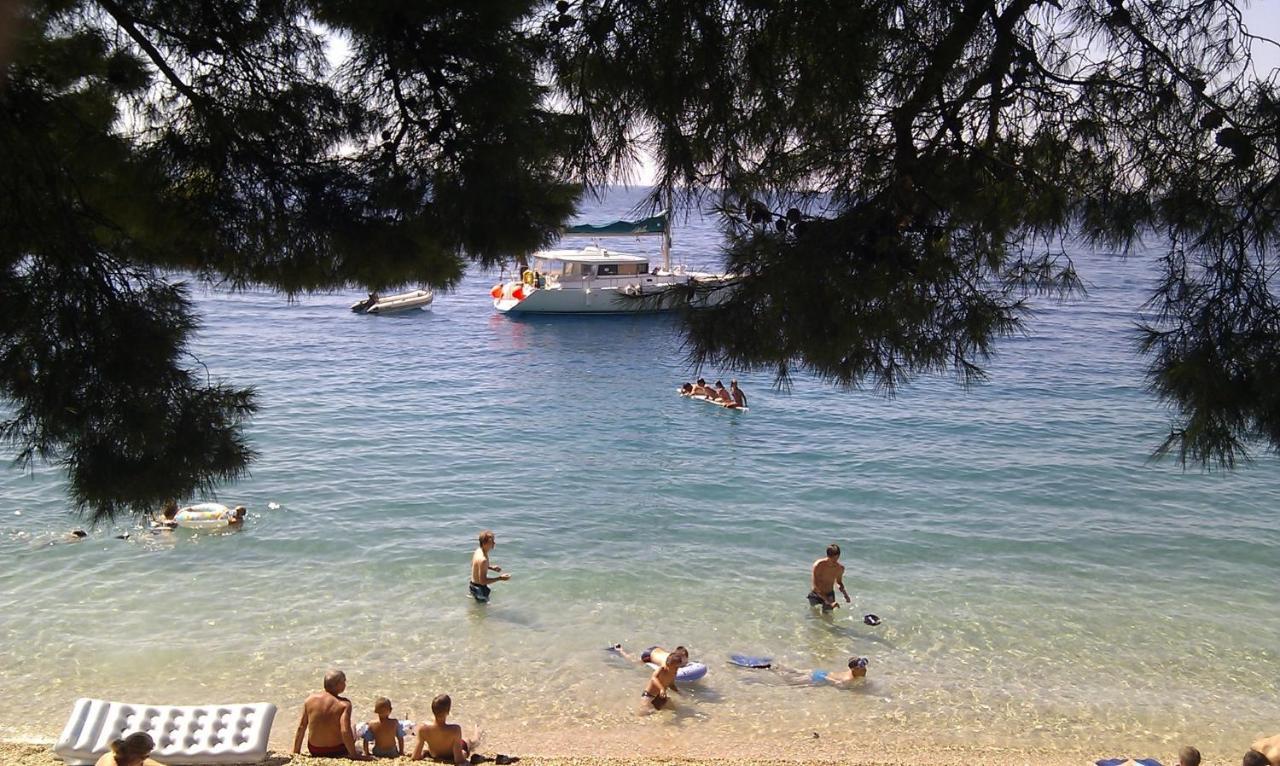 Appartamento Apartman On The Beach - Nemira, Omiš Esterno foto