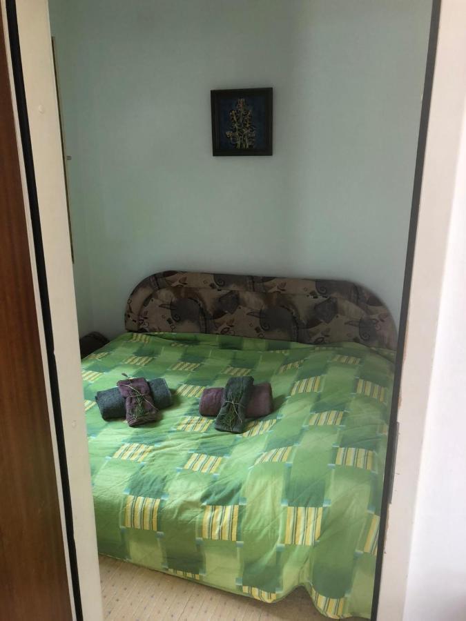 Appartamento Apartman On The Beach - Nemira, Omiš Esterno foto